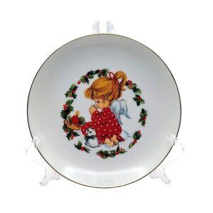 Porcelain Christmas Plate 22K Gold Edge Angel Holly Jasco Japan 1982 Collectible
